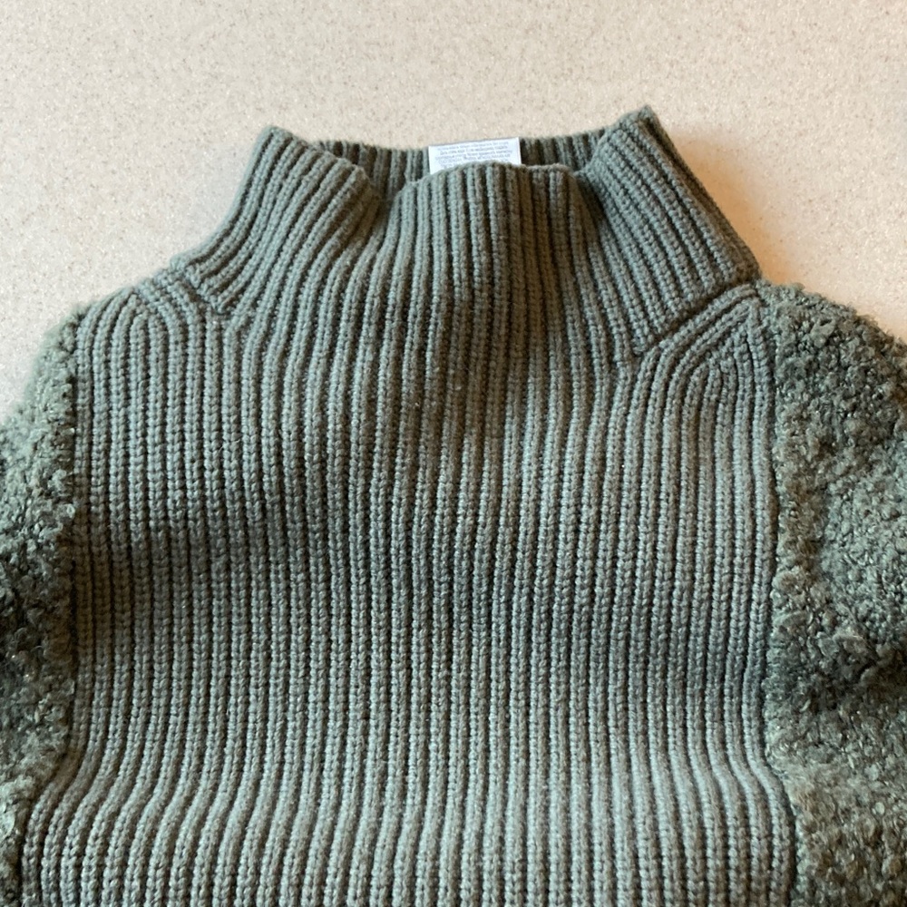 BCBGMaxAzria Green Mock Neck Sweater Batwing Women Size Small - Picture 15 of 15